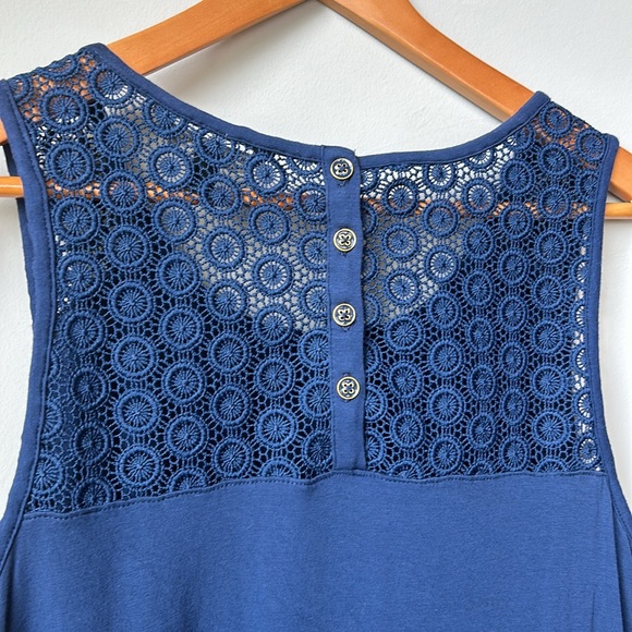 BANANA REPUBLIC FACTORY navy blue tank with macrame detail size M - Picture 5 of 6